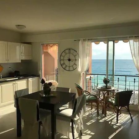 Апартаменты Victoria Bilocale Centro Citta E Vista Mare Ментона Экстерьер фото