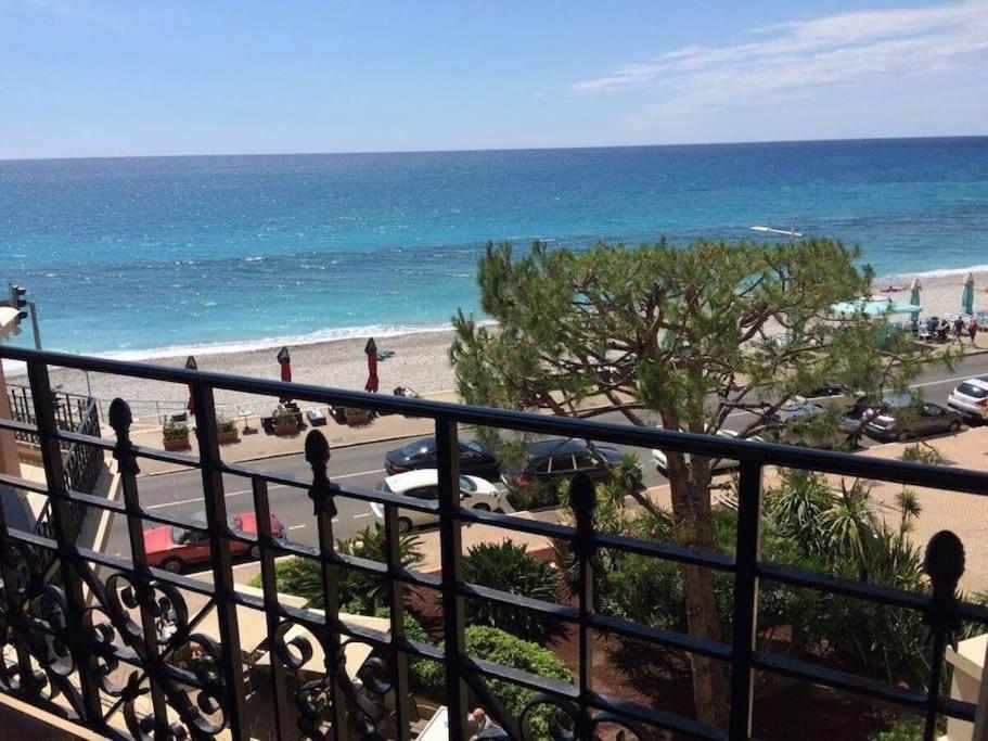 Апартаменты Victoria Bilocale Centro Citta E Vista Mare Ментона Экстерьер фото